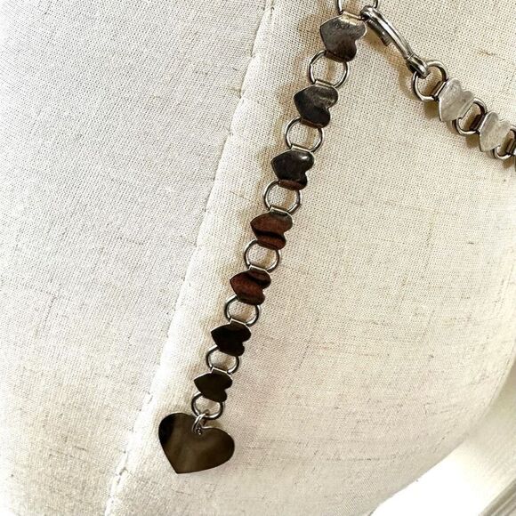 Silver tone heart hip belt - Picture 4 of 7